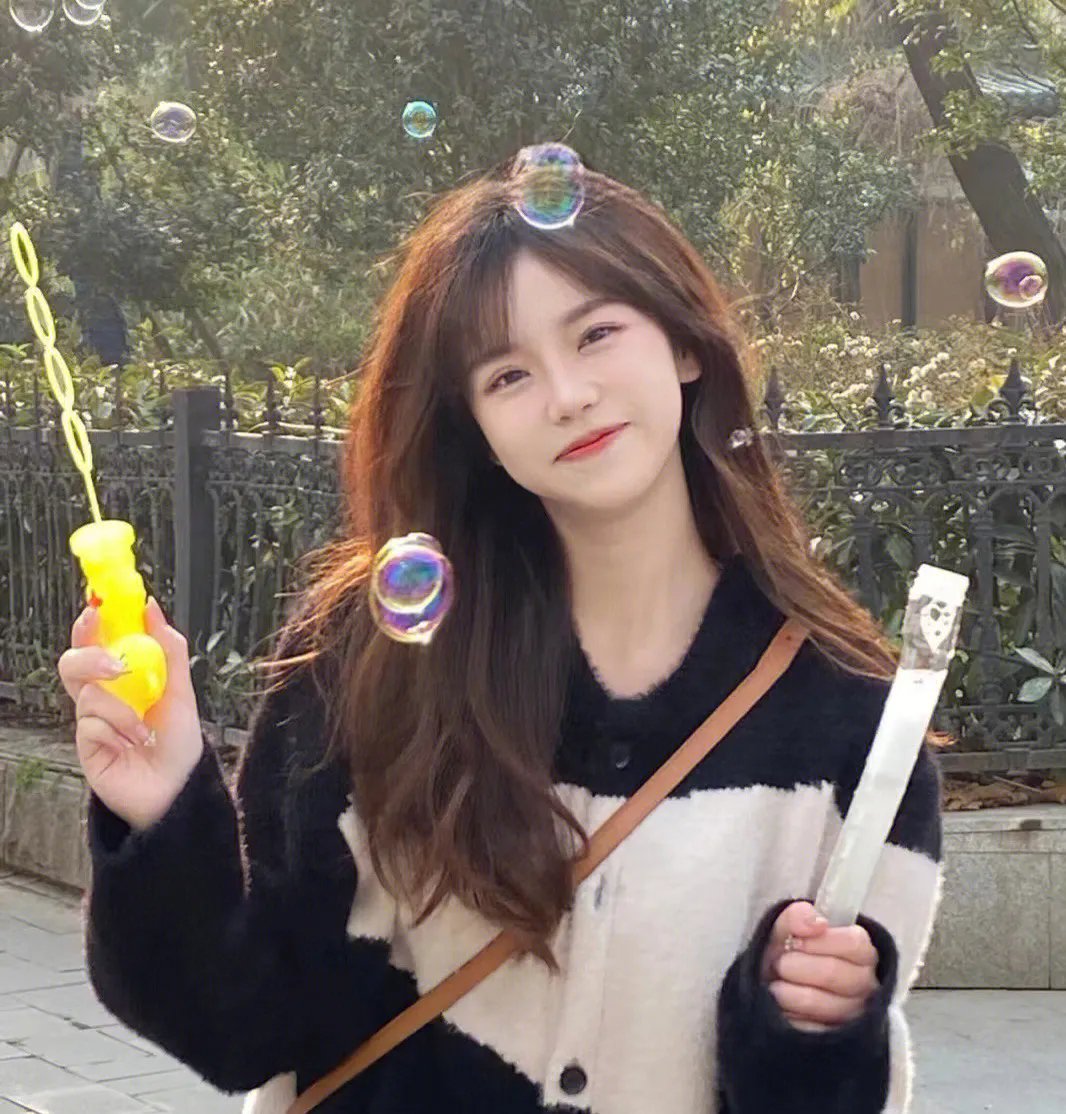 男性新娘子